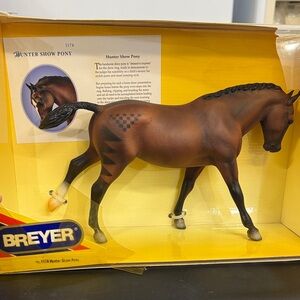 Breyer NO 1174 hunter show pony